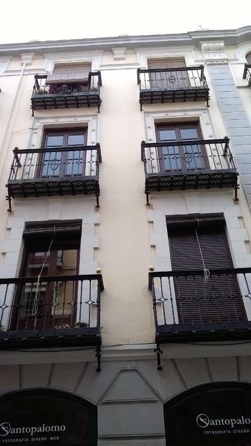 La Casa Junto A La Catedral Apartman Granada Kültér fotó