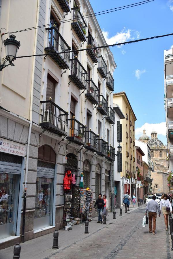 La Casa Junto A La Catedral Apartman Granada Kültér fotó